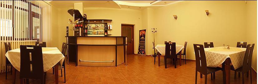 Stella De Lux Hotel Chisinau Exterior photo